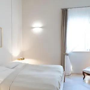 Couette-café Palazzo Charlie, Lecce