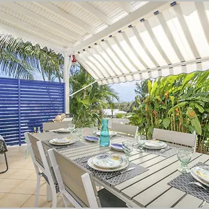 https://villa-mango-150-mtres-plage-pied.comcaribbean.com